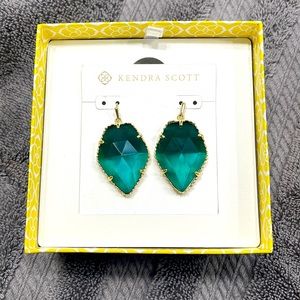 Kendra Scott emerald/gold earrings